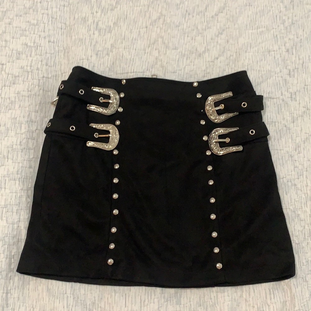 Velvet black skirt